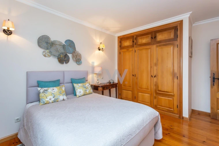 Moradia T5 para Venda em Turcifal Foto 39