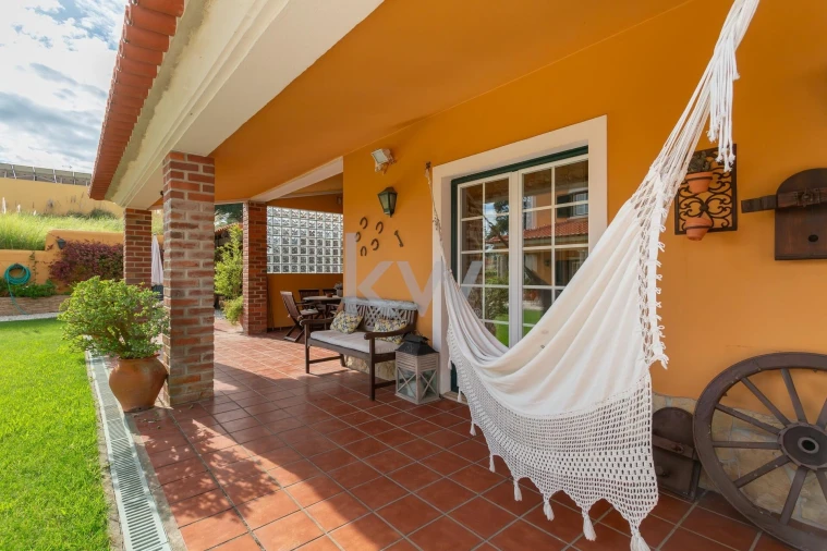 Moradia T5 para Venda em Turcifal