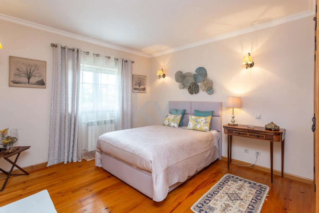 Moradia T5 para Venda em Turcifal Foto 38