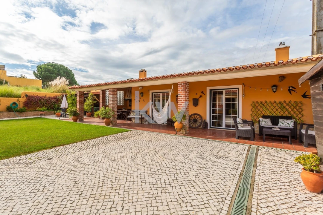 Moradia T5 para Venda em Turcifal Foto 27