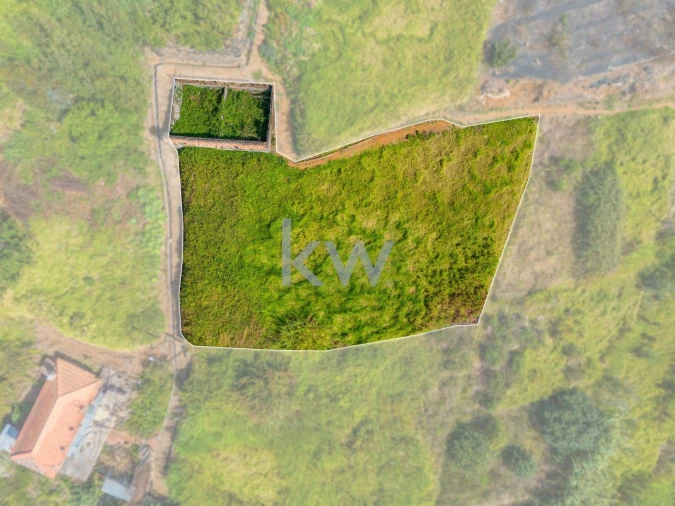 Terreno para Venda em Arco da Calheta Foto 2