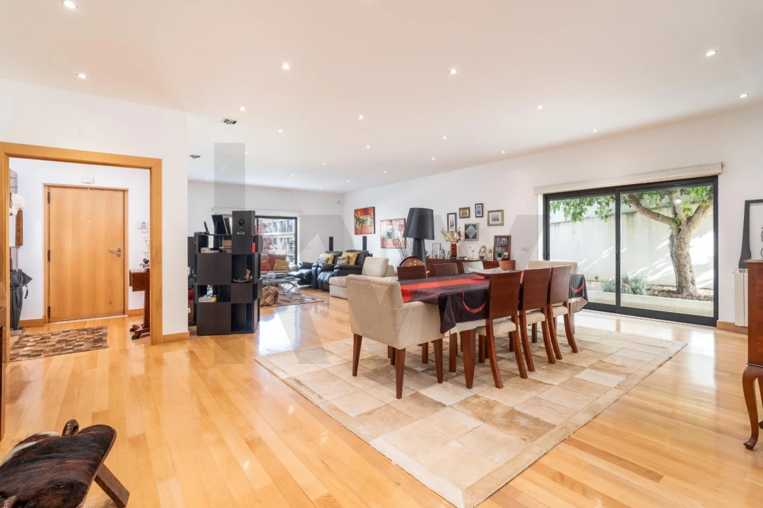 Moradia T5 para Venda em Eiras e São Paulo de Frades Foto 7