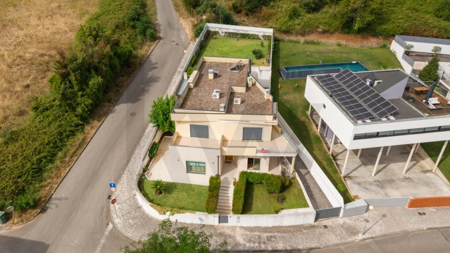 Moradia T5 para Venda em Eiras e São Paulo de Frades Foto 64