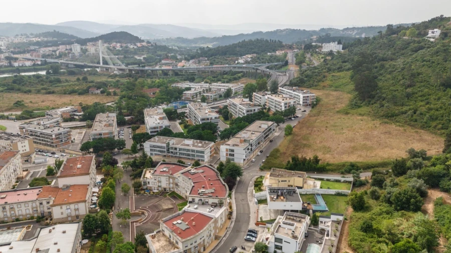 Moradia T5 para Venda em Eiras e São Paulo de Frades Foto 72