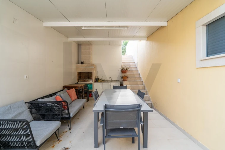 Moradia T5 para Venda em Eiras e São Paulo de Frades Foto 49