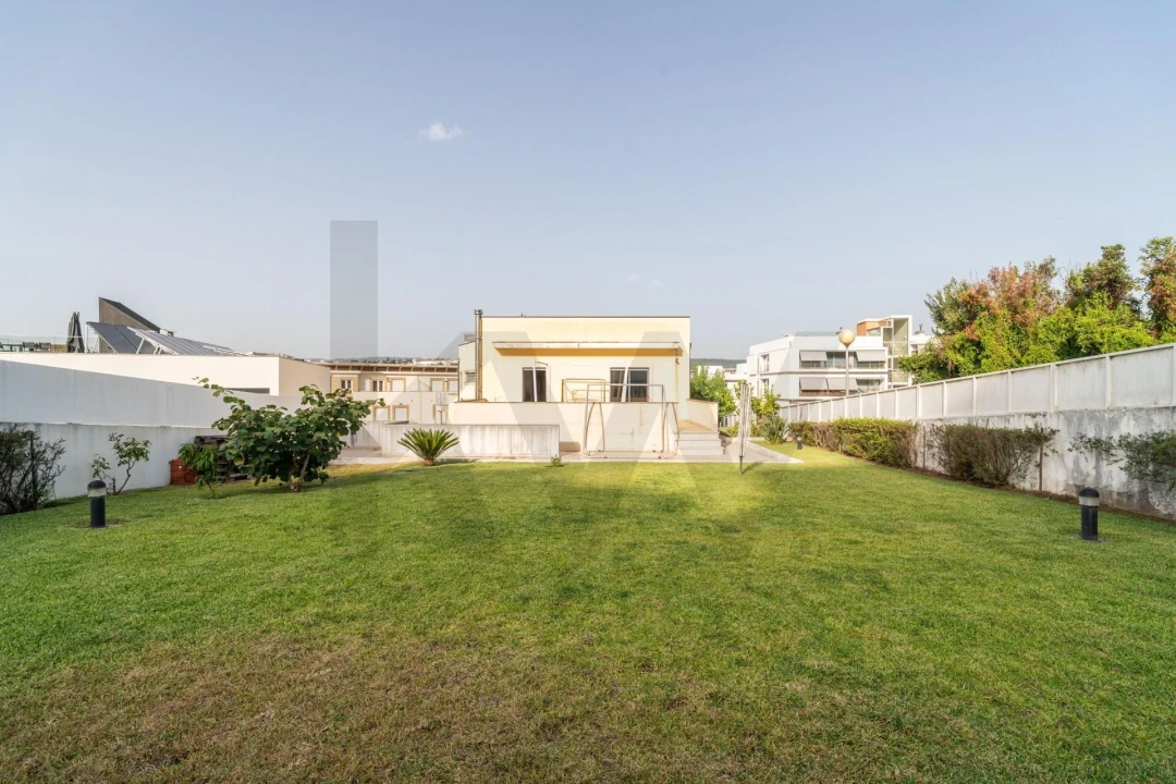 Moradia T5 para Venda em Eiras e São Paulo de Frades Foto 43