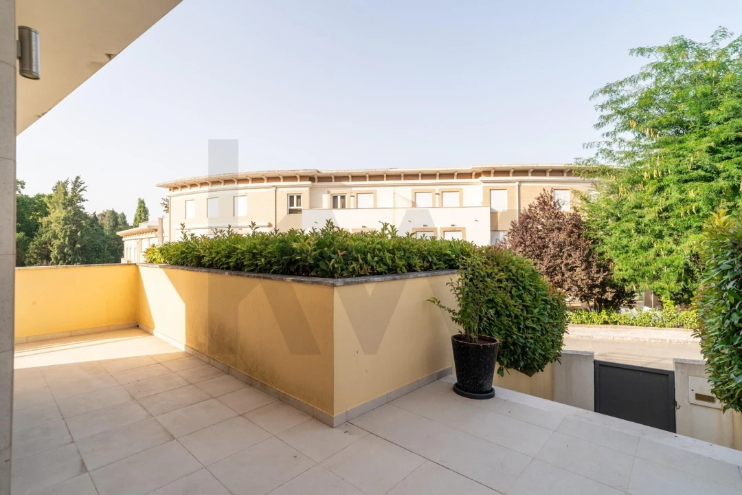 Moradia T5 para Venda em Eiras e São Paulo de Frades Foto 56