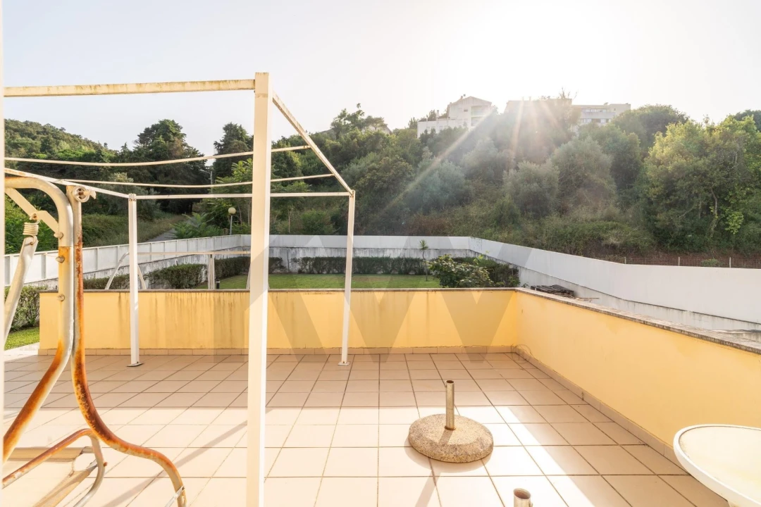 Moradia T5 para Venda em Eiras e São Paulo de Frades Foto 40