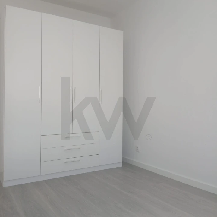 Moradia T5 para Venda em Almalagues Foto 34