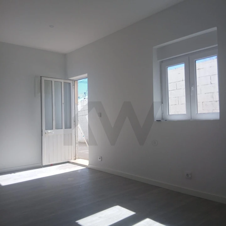 Moradia T5 para Venda em Almalagues Foto 30