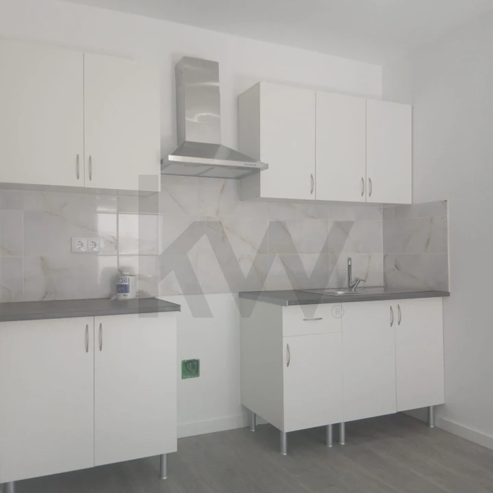 Moradia T5 para Venda em Almalagues Foto 38