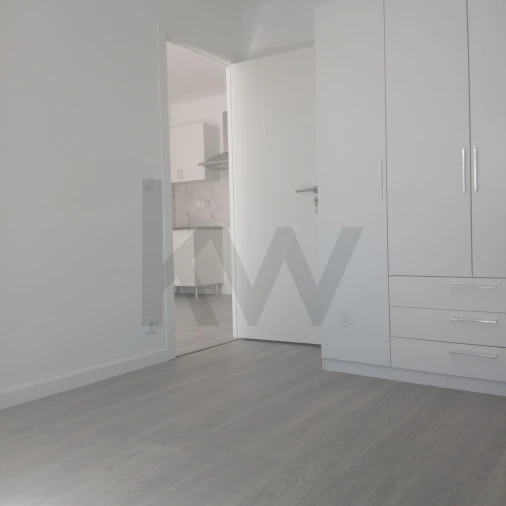 Moradia T5 para Venda em Almalagues Foto 35