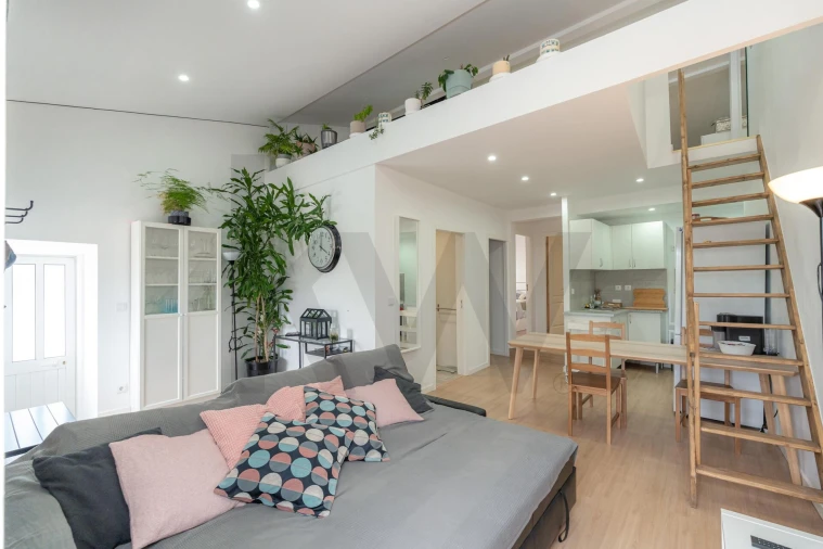 Moradia T5 para Venda em Almalagues