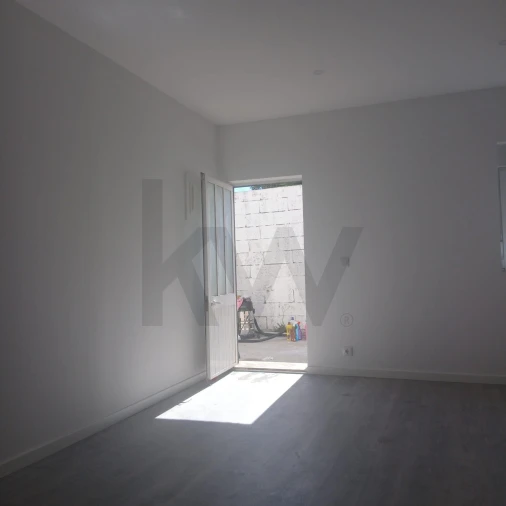 Moradia T5 para Venda em Almalagues Foto 32