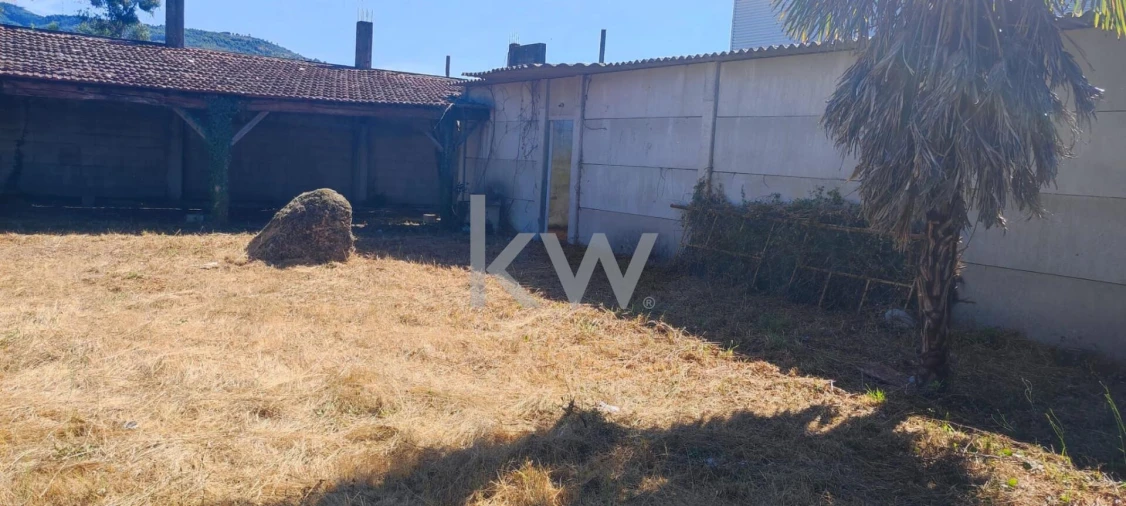 Armazém para Venda em Taide Foto 1