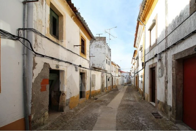 Moradia T2 para Venda em Espírito Santo, Nossa Senhora da Graça e São Simão Foto 10