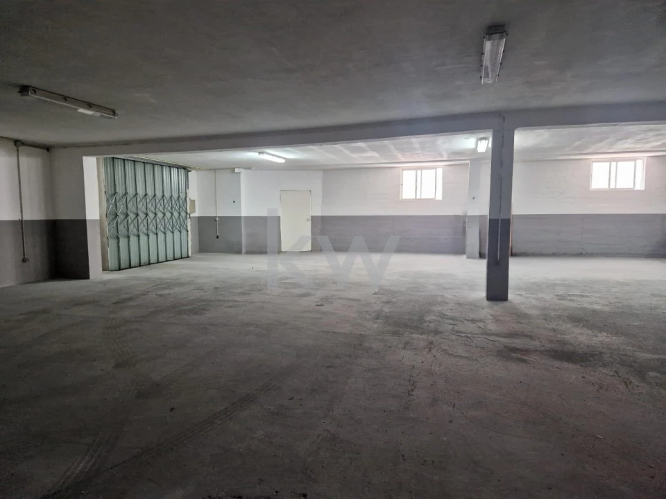 Garagem para Venda em Requeixo, Nossa Senhora de Fátima e Nariz Foto 8