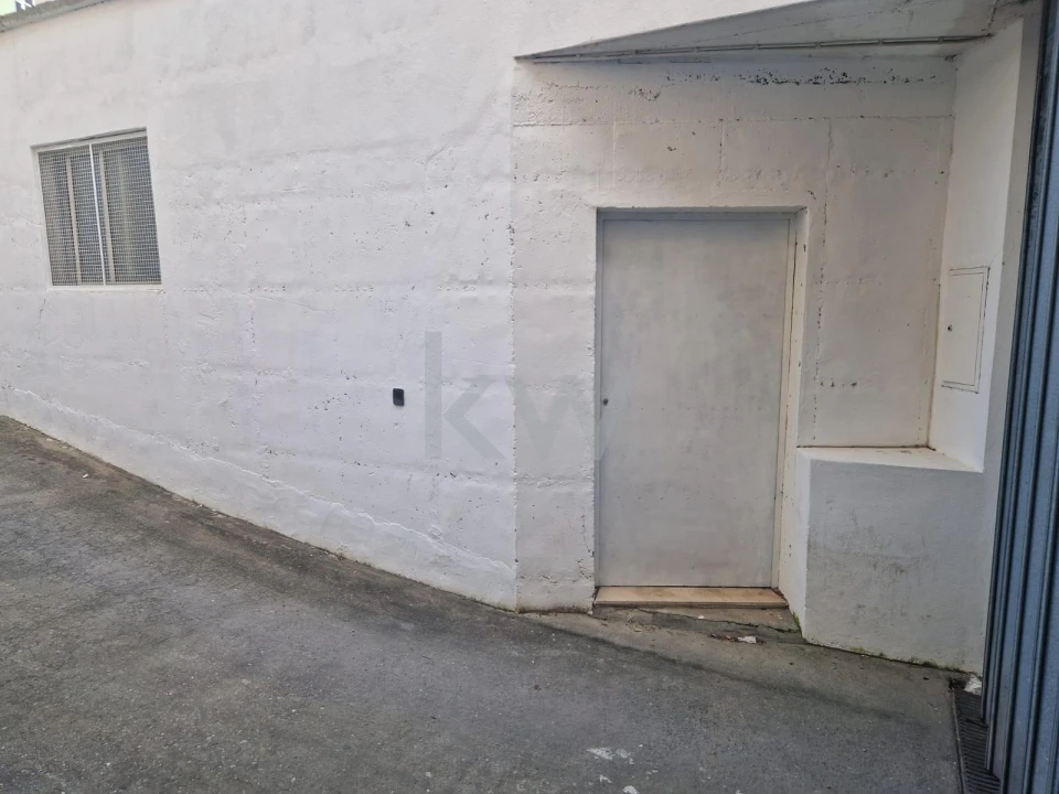 Garagem para Venda em Requeixo, Nossa Senhora de Fátima e Nariz Foto 3