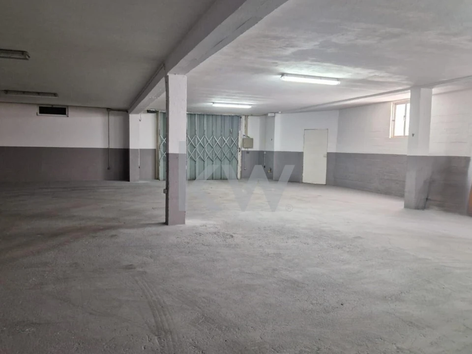 Garagem para Venda em Requeixo, Nossa Senhora de Fátima e Nariz Foto 11