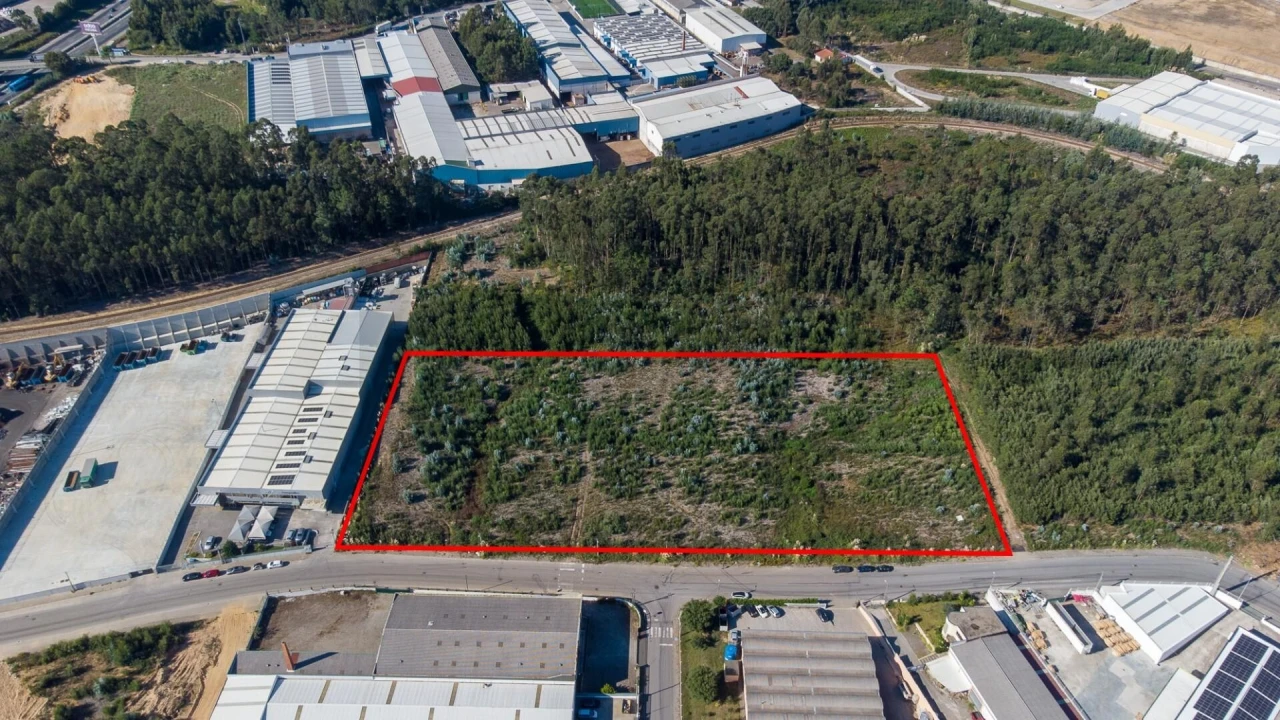 Terreno para Venda em São João de Ver Foto 20