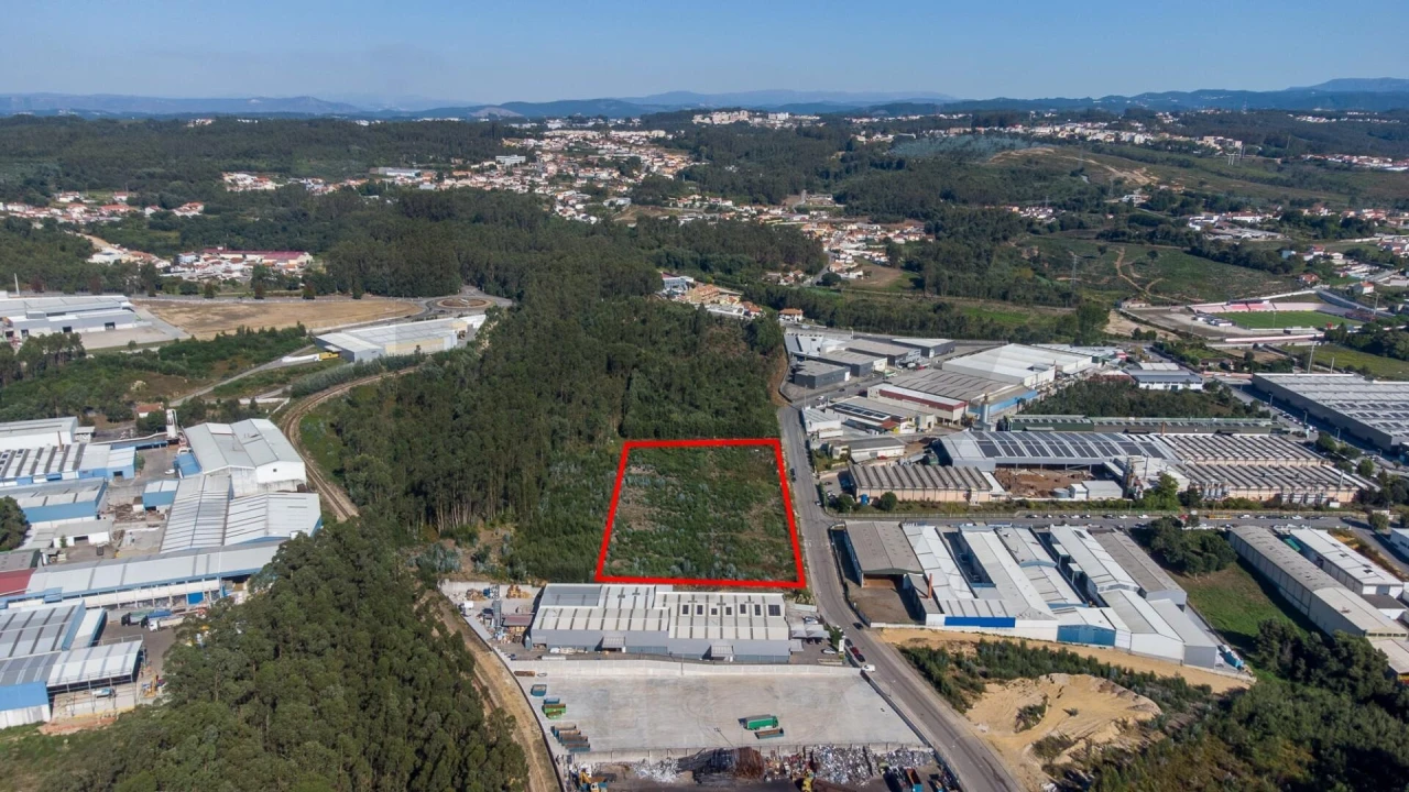 Terreno para Venda em São João de Ver Foto 9