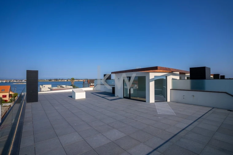 Apartamento T3 para Venda em Gafanha da Encarnação Foto 27