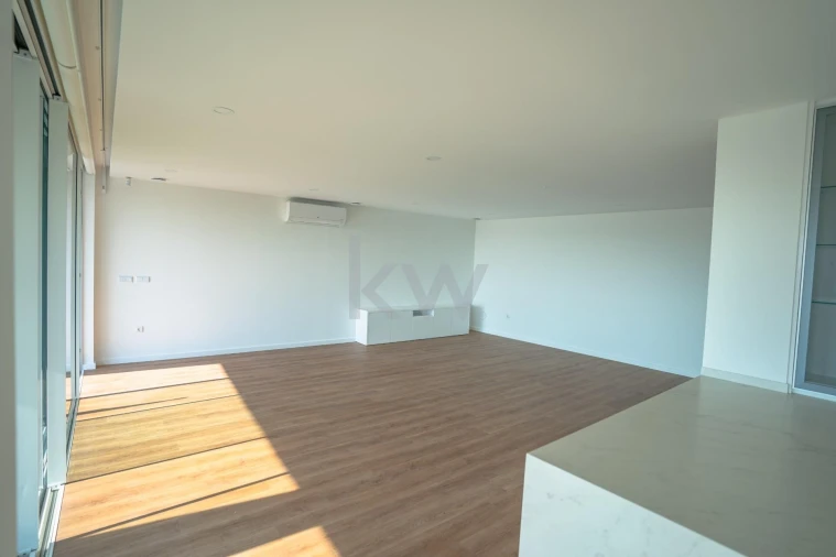 Apartamento T3 para Venda em Gafanha da Encarnação Foto 8