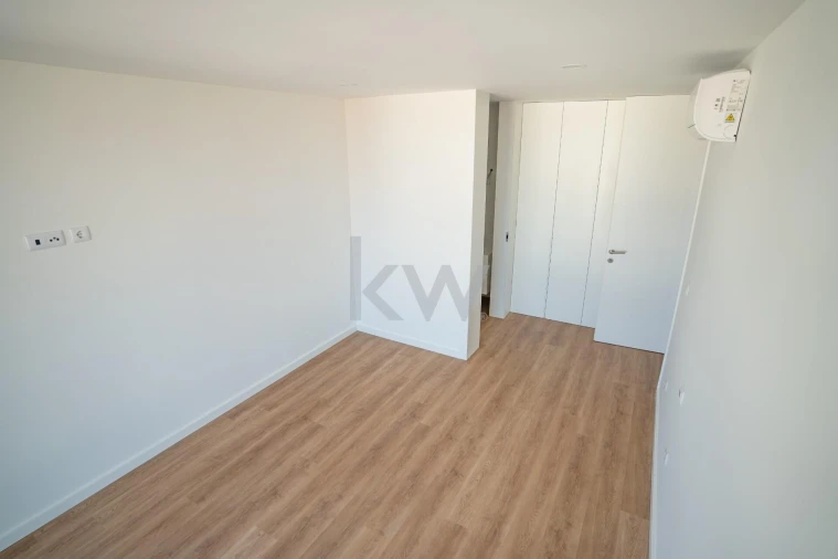 Apartamento T3 para Venda em Gafanha da Encarnação Foto 18