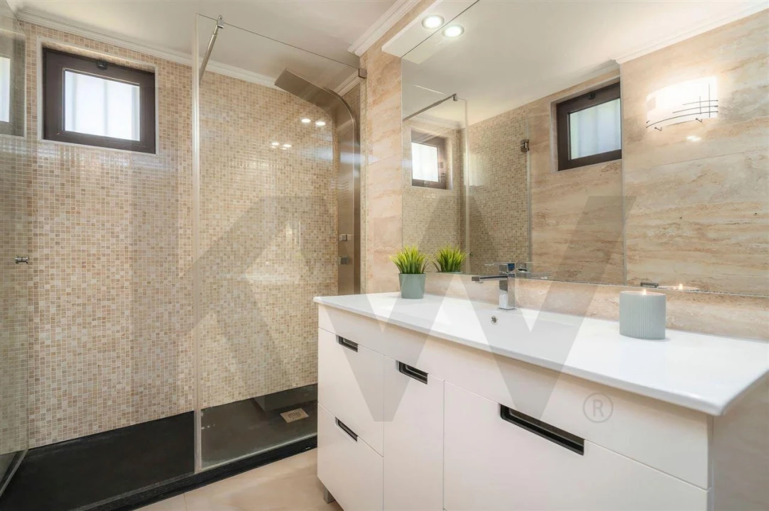 Moradia T5 para Arrendamento em Albufeira e Olhos de Água Foto 63