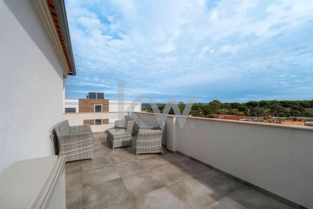 Moradia T2 para Venda em Albufeira e Olhos de Água Foto 29
