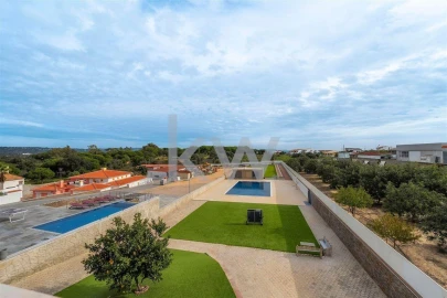 Moradia T2 para Venda em Albufeira e Olhos de Água