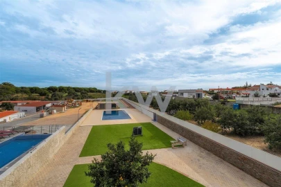 Moradia T2 para Venda em Albufeira e Olhos de Água