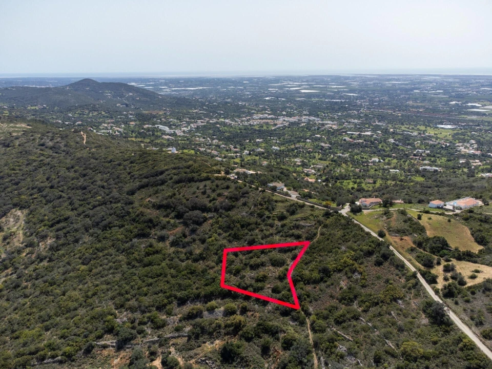 Terreno para Venda em Santa Barbara de Nexe Foto 14