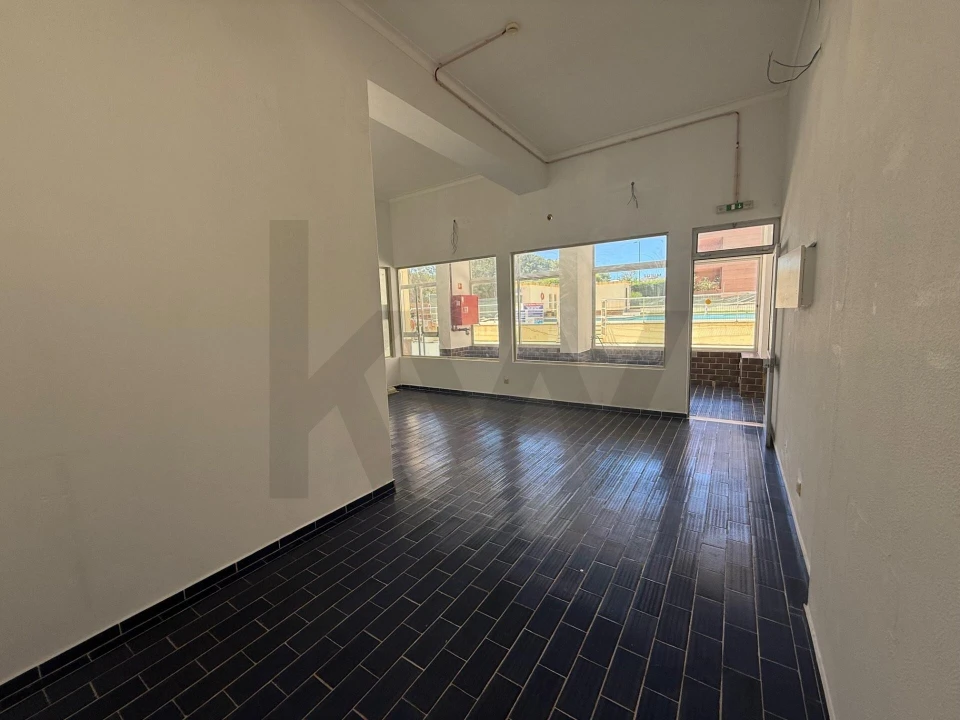 Loja para Venda em Portimão Foto 2