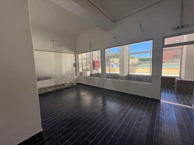 Loja para Venda em Portimão Foto 3