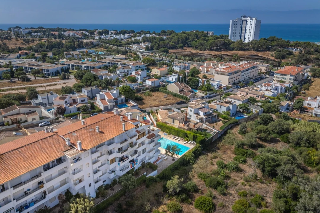 Apartamento T2 para Venda em Alvor Foto 3