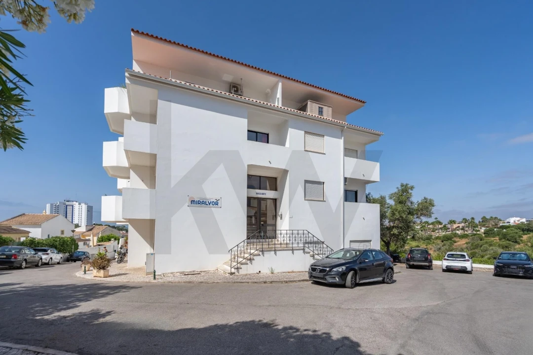 Apartamento T2 para Venda em Alvor Foto 13