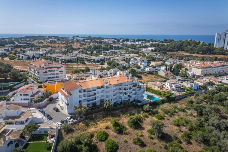 Apartamento T2 para Venda em Alvor Foto 8