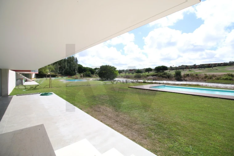 Moradia T4 para Venda em Vau Foto 12