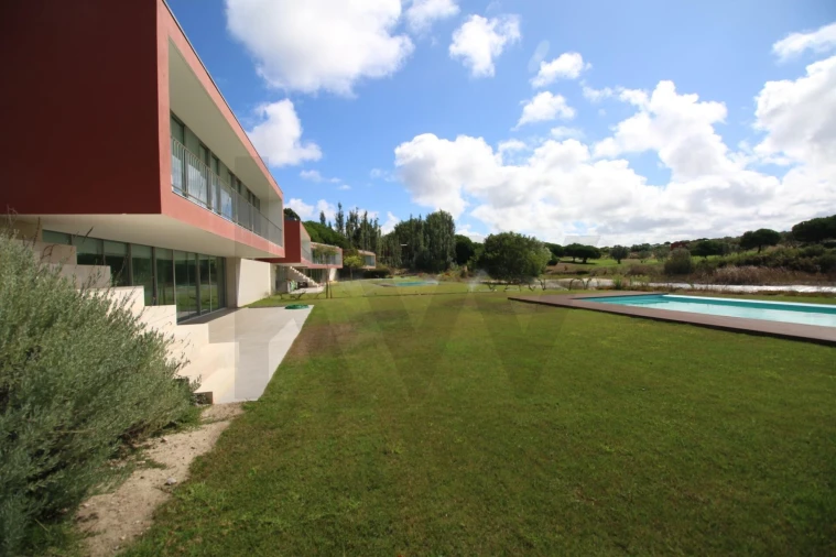 Moradia T4 para Venda em Vau Foto 17