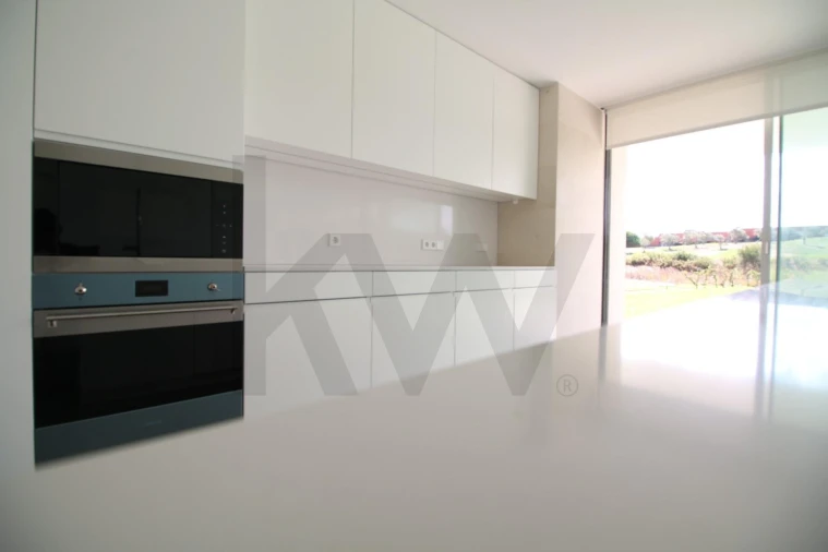 Moradia T4 para Venda em Vau Foto 26