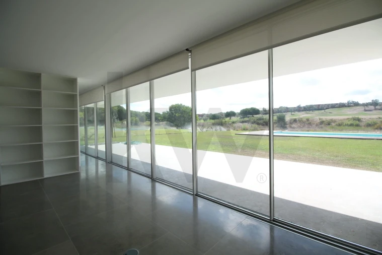 Moradia T4 para Venda em Vau Foto 23