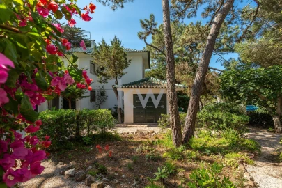 Moradia T8 para Venda em Cascais e Estoril