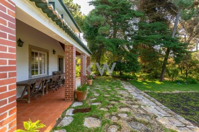 Moradia T8 para Venda em Cascais e Estoril