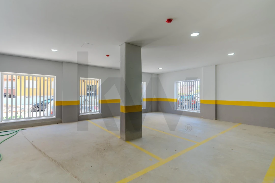 Apartamento T3 para Venda em Cascais e Estoril Foto 27