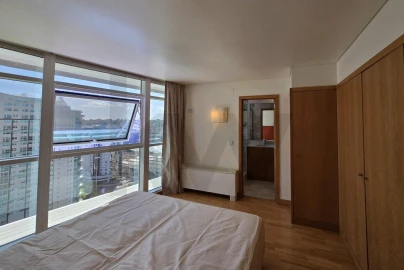 Apartamento T3 para Venda em Olivais