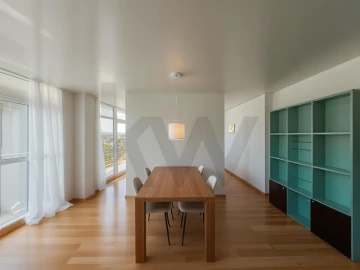 Apartamento T3 para Venda em Olivais