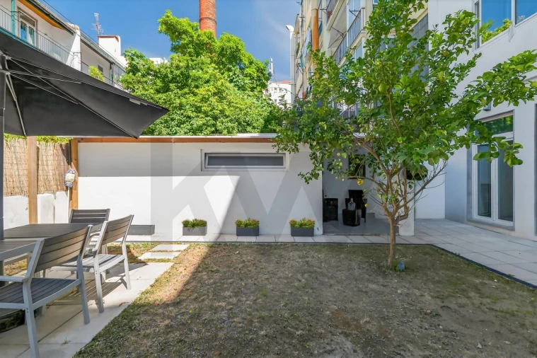 Apartamento T3 para Venda em Arroios Foto 2