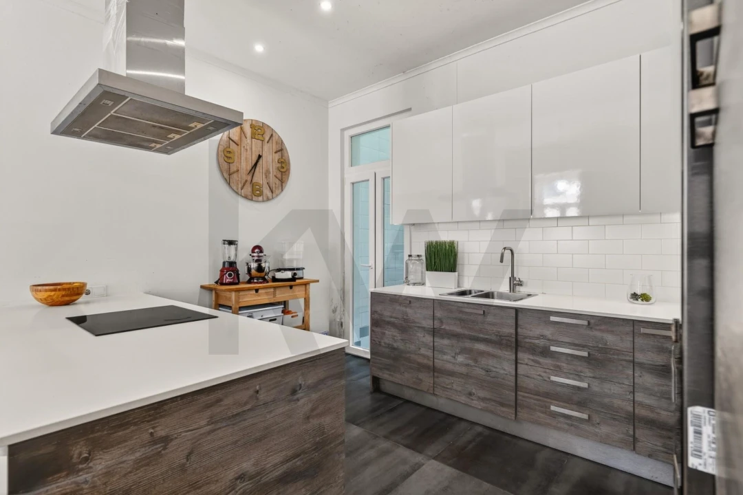 Apartamento T3 para Venda em Arroios Foto 12