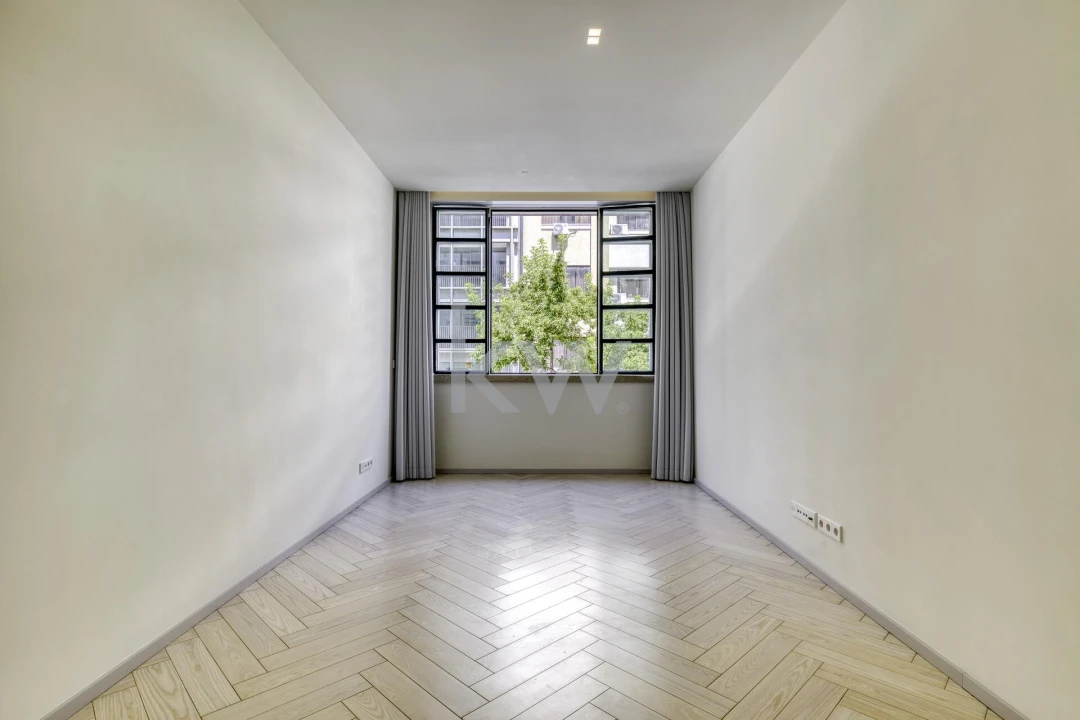 Apartamento T1 para Venda em Santo António Foto 1